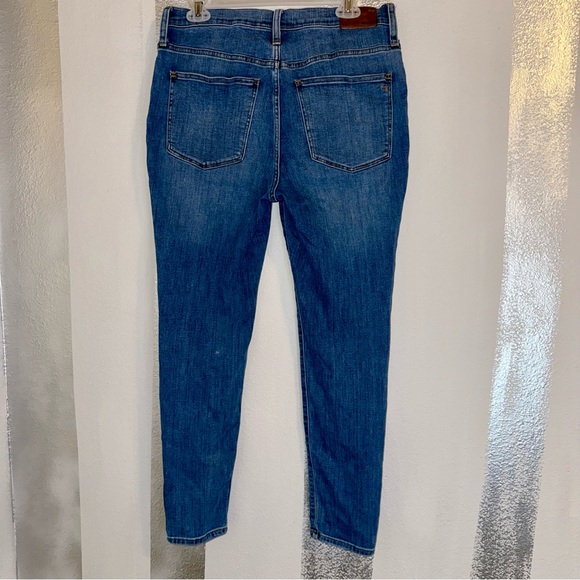 Madewell Blue Jeans Ladies size 12/31 waist Denim Mid rise Skinny Jeans - Picture 2 of 8